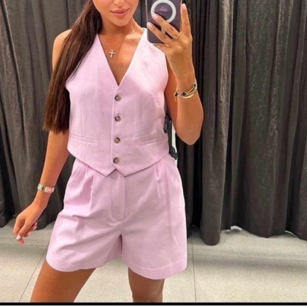 Zara Light Pink Sleeveless vest and shorts (set)